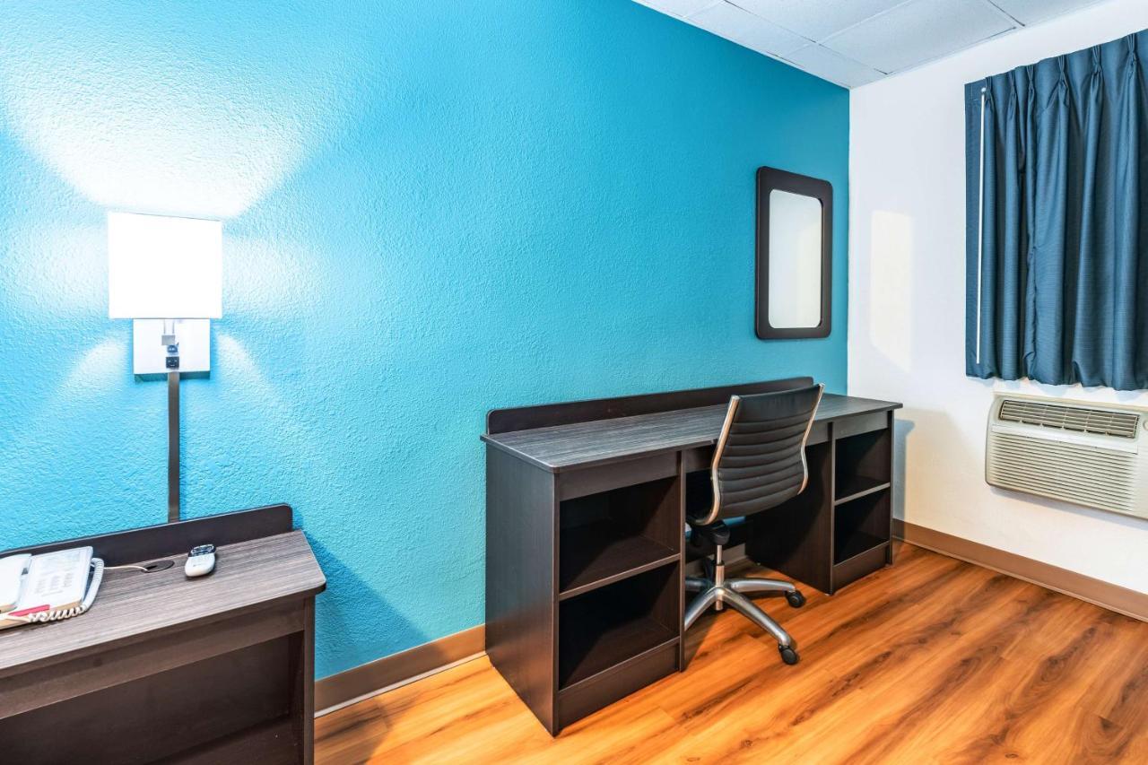 Motel 6-Elmsford, Ny - White Plains Екстер'єр фото
