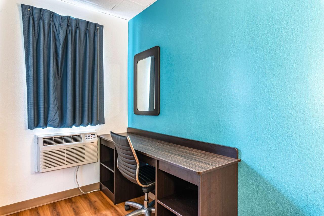 Motel 6-Elmsford, Ny - White Plains Екстер'єр фото