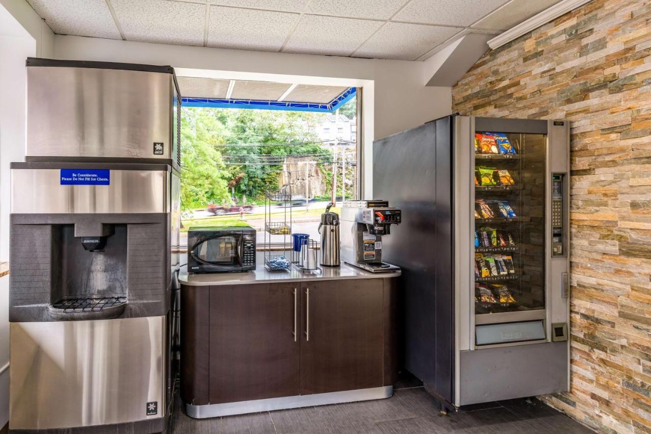Motel 6-Elmsford, Ny - White Plains Екстер'єр фото